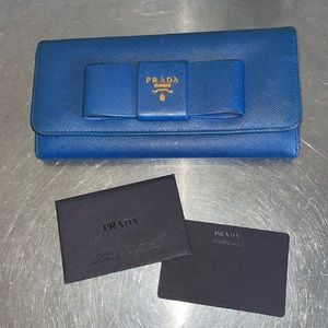 AUTHNETIC PRADA SAFFIANO LEATHER BOW FLAP WALLET 8.5/10 CONDITION!